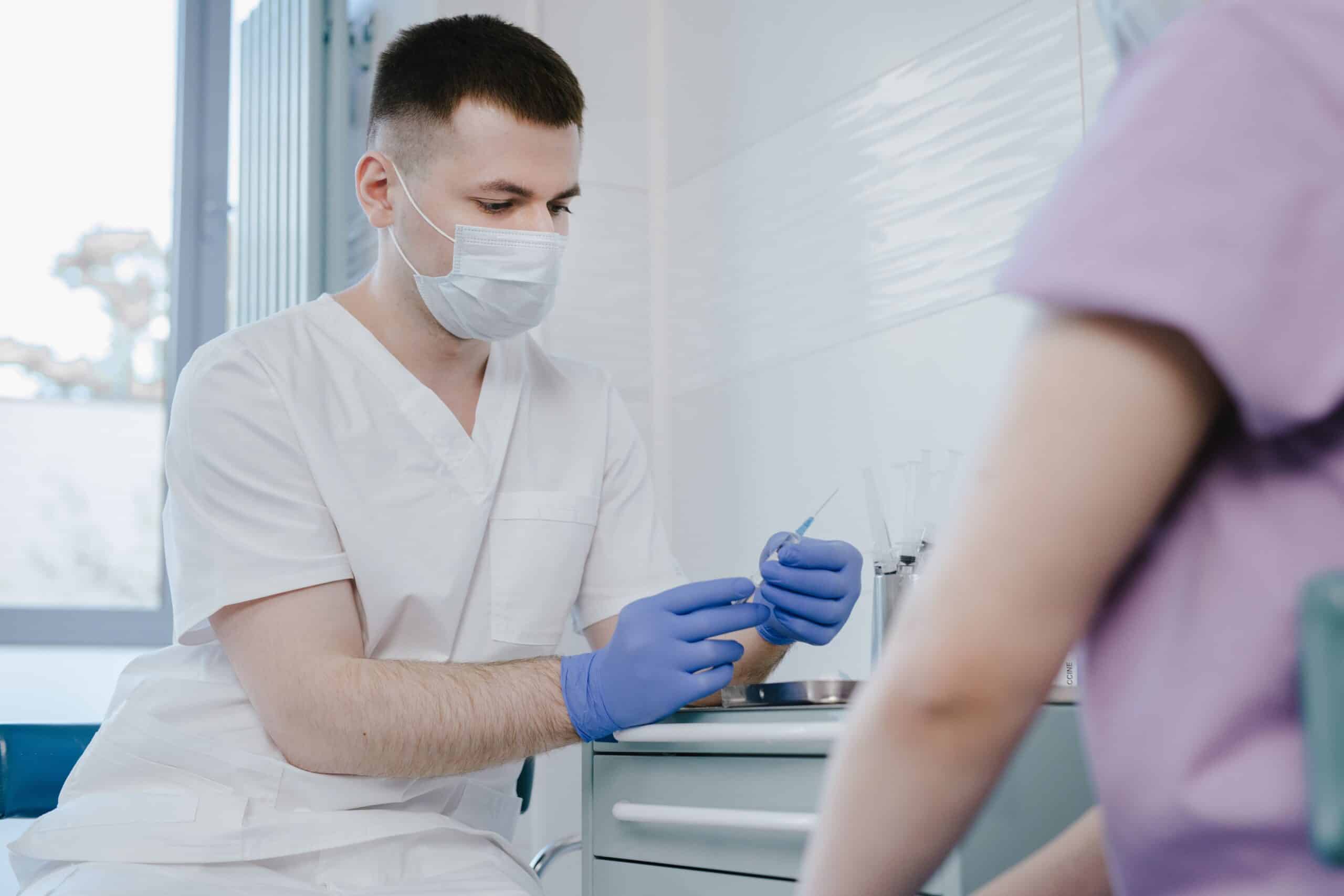 Ibogaine vs Ketamine Therapy: Discover the Differences